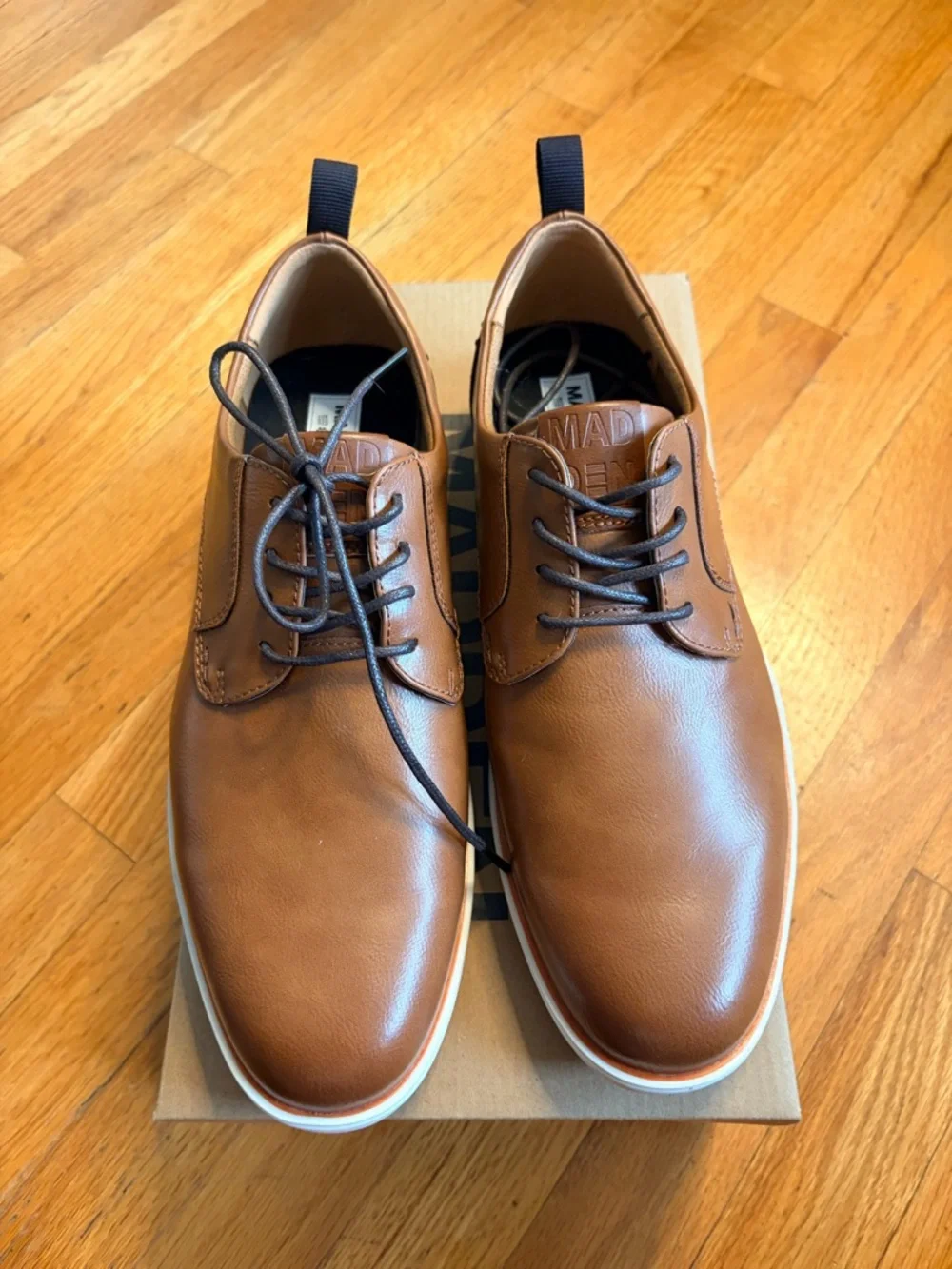 Steve Madden Tan Brown Leather Derby Shoes